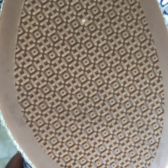 Tory Burch
Navy Blue White Polka Dot New Espadrilles Wedges Heels Sandals - Picture 8 of 16